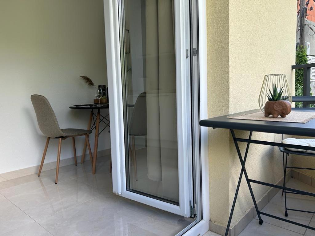 Apartments Niko, Near Beach, Free Parking, Wi-Fi Tucepi Luaran gambar